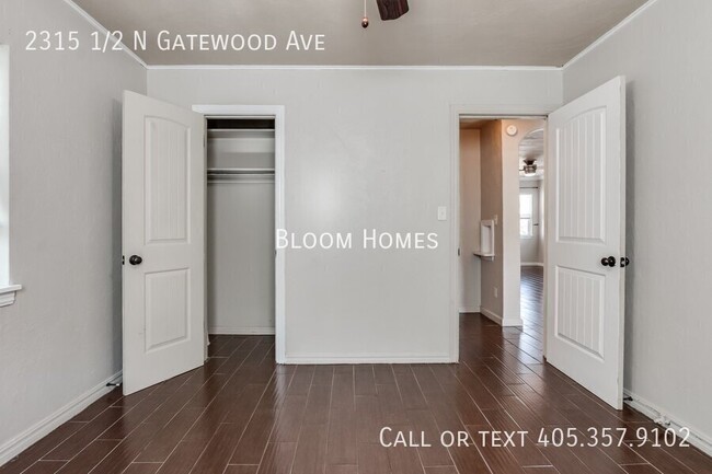 Building Photo - 2315 1/2 N Gatewood Ave-