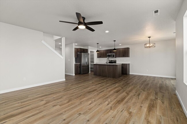 Building Photo - BRAND NEW Meridian Home for Rent!