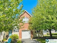 Building Photo - 6945 Hunt Dr