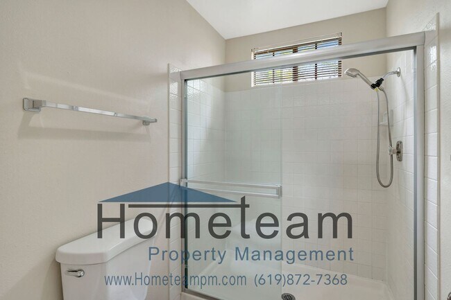 Building Photo - 2 BR / 2 BA 1270 Sq ft./ Chula Vista Townhome