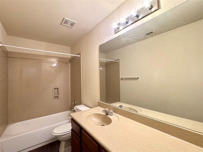 Building Photo - 4126 Green Vista Pl