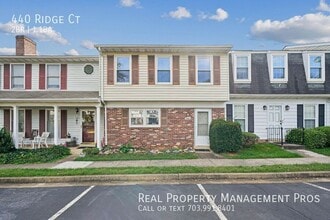 Building Photo - 440 Ridge Ct