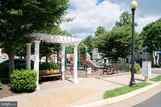 Building Photo - 4215 Timber Meadow Dr