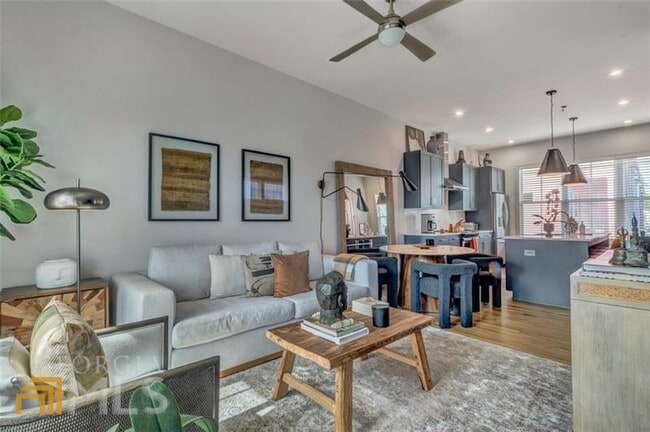 Building Photo - 2028 Bixby Byway Dr SE