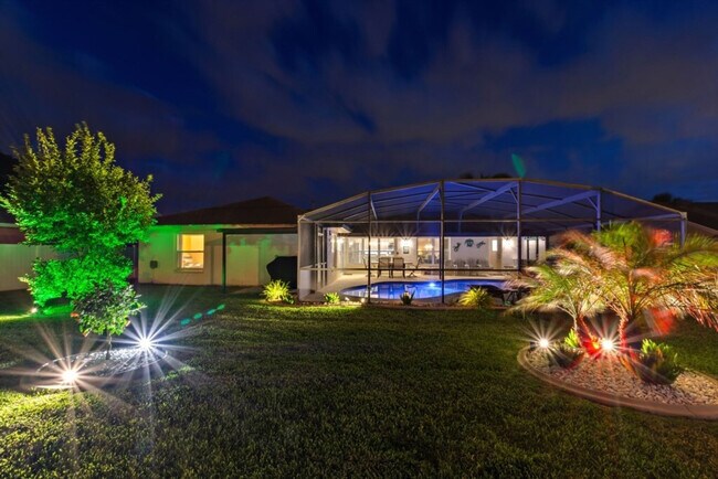 Building Photo - 7725 Indian Ridge Trail N