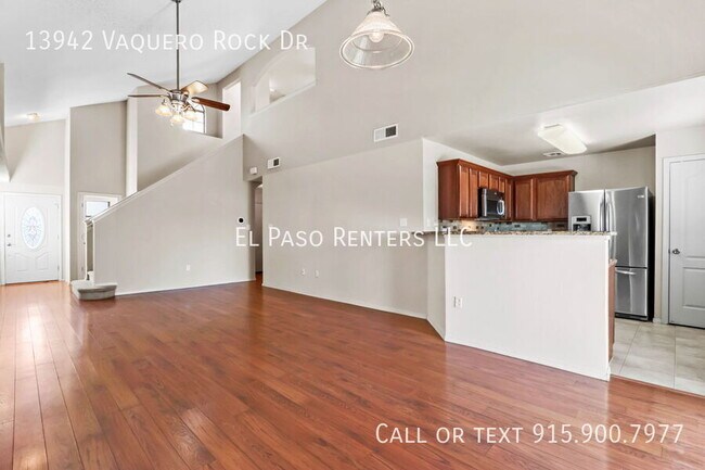 Building Photo - 13942 Vaquero Rock Dr