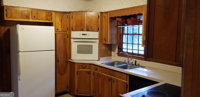 Building Photo - 1967 Janet Ln