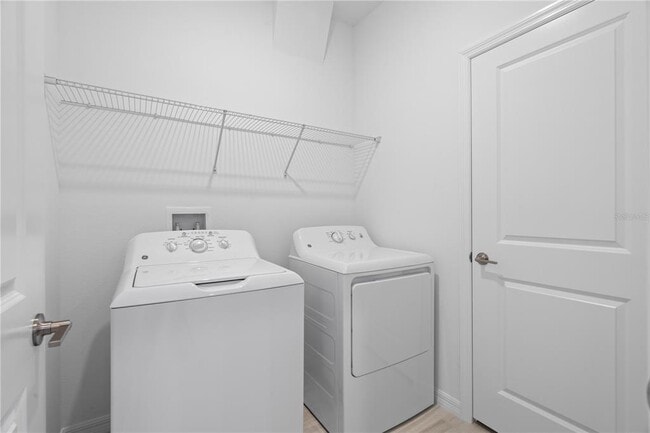 Building Photo - 18156 Pleasantview Blvd