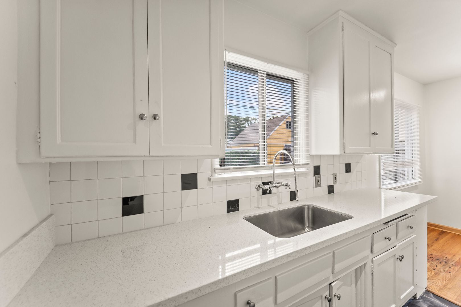 Building Photo - 12107 Washington Pl