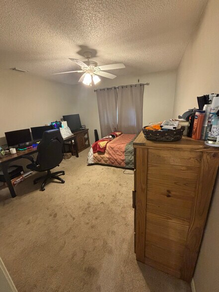 Building Photo - 250 San Paulo Cir