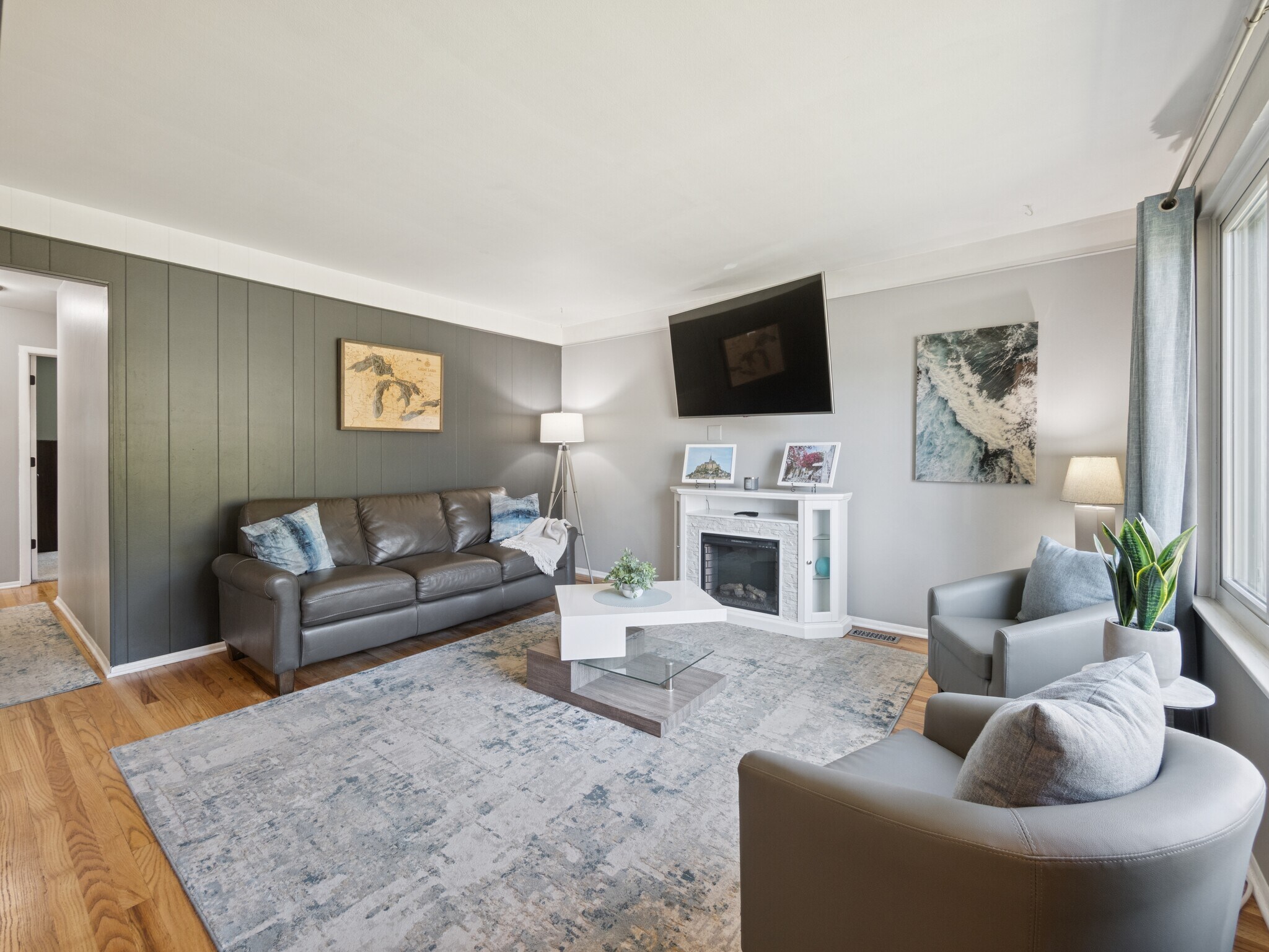 Building Photo - 26805 Richard Dr