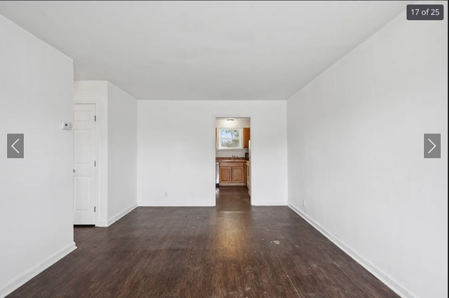 Building Photo - 3632 Willow Creek Ct