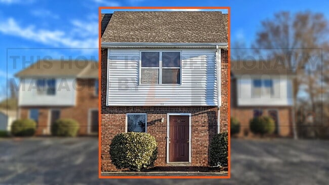 Building Photo - 1531 E Knollwood Cir