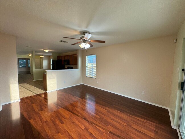 Building Photo - 3-Bedroom House for Rent in Killeen