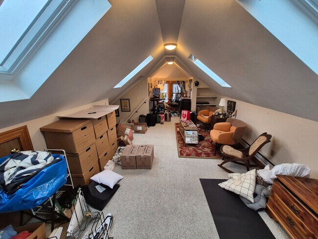 Building Photo - Nice 3 bed in Watertown