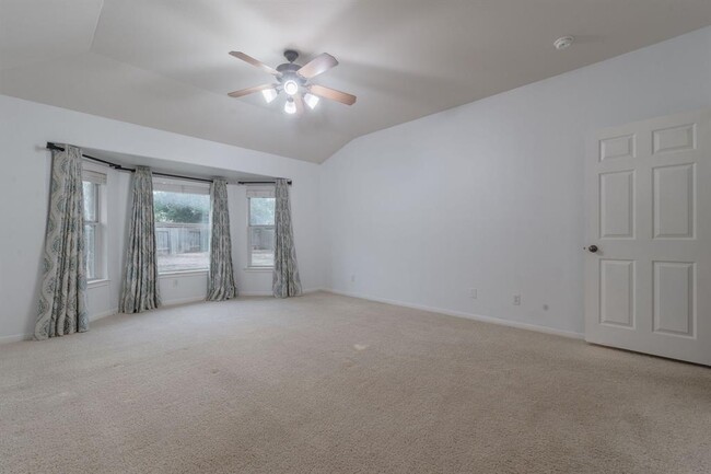 Building Photo - 9408 Castle Pines Dr
