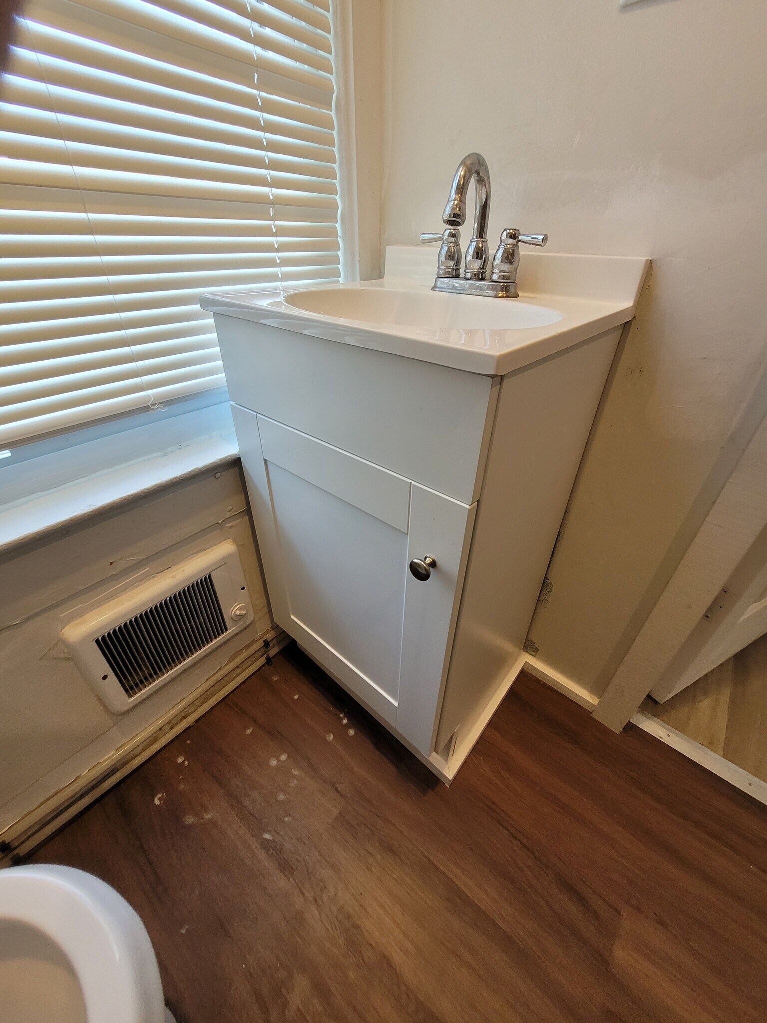 2nd Floor Bath #2 - 65 Center St