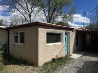 Building Photo - 409 Maria Ln