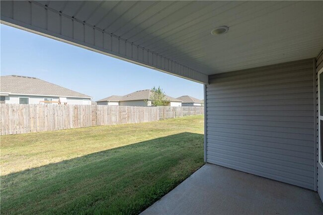 Building Photo - 2701 Bauer St