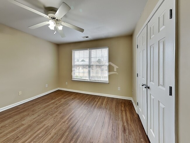 Building Photo - 5104 Mabe Dr