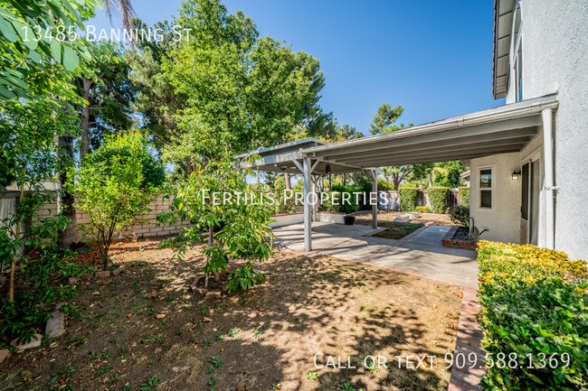 Building Photo - 13485 Banning St