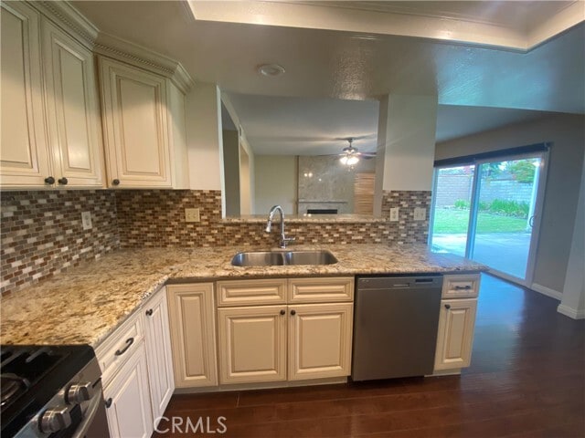 Building Photo - 3576 Hawkwood Rd