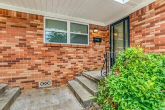 Building Photo - 3 Garfield Cir