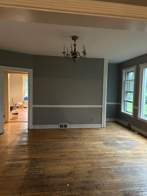 Building Photo - 37256 IL-83