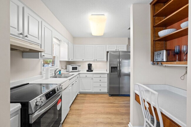 Building Photo - 145 Cheyenne Trail
