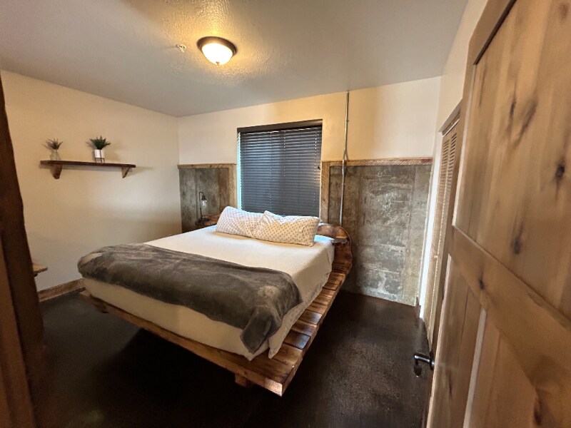 Building Photo - 6174 Lay About Ln