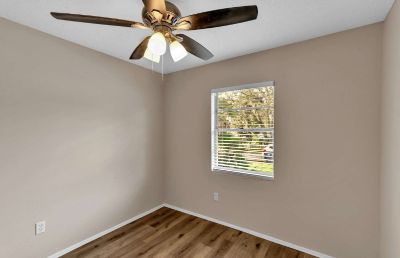 Building Photo - 2009 E Humphrey St