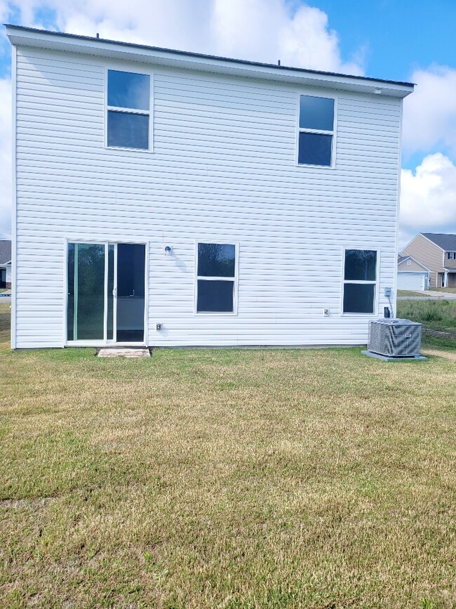 Building Photo - 1016 Peaceful Fawn Dr