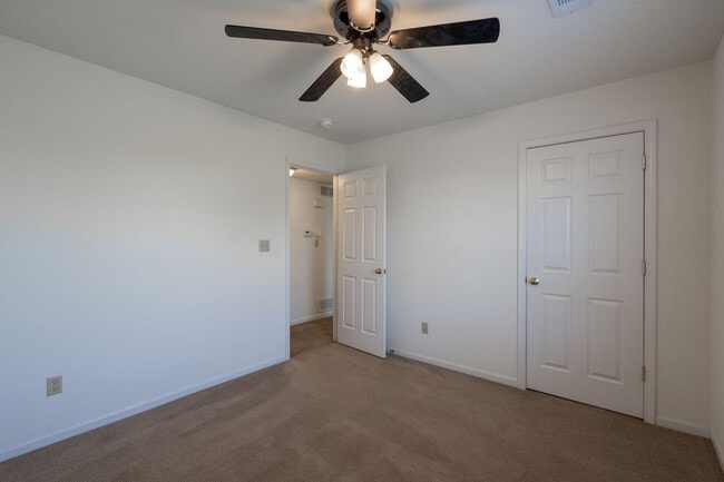 Building Photo - 3515-3517 Prescott Dr.