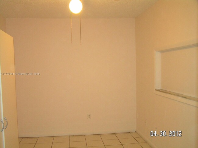 Building Photo - 28155 SW 142nd Ct