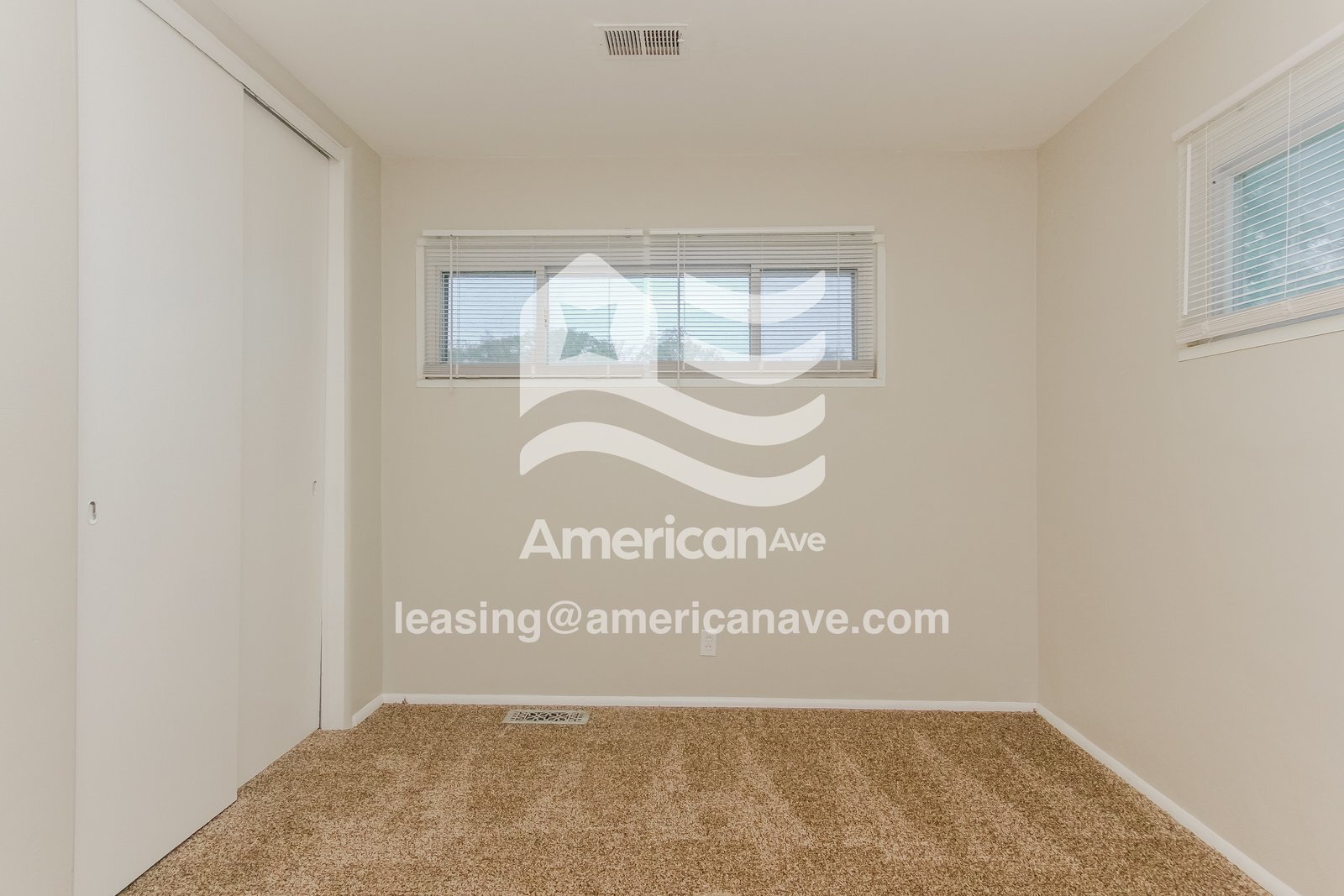 Building Photo - 4741 N Longworth Ave