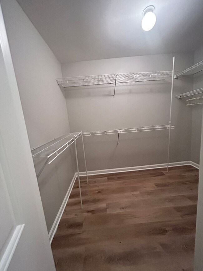 Building Photo - Newly Renovated Cordova Home! Offering ove...