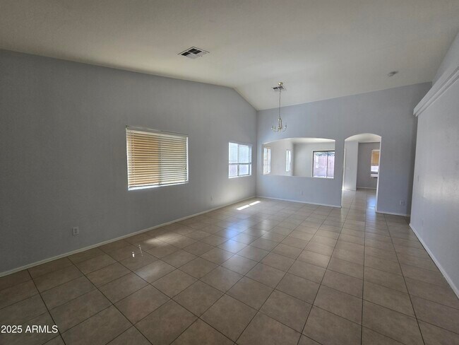 Building Photo - 3425 W Hidalgo Ave