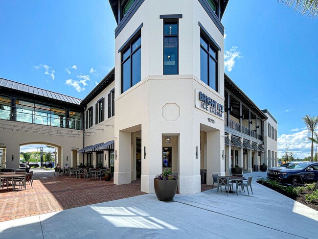 Building Photo - 3BD/2BA/3 Car Garage in Stoneybrook