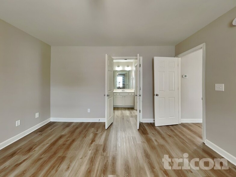 Building Photo - 3224 Cotton Grove Run