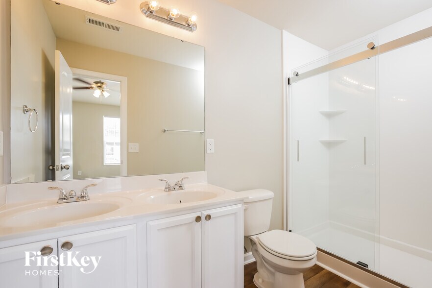 Building Photo - 178 Creekstone Ct