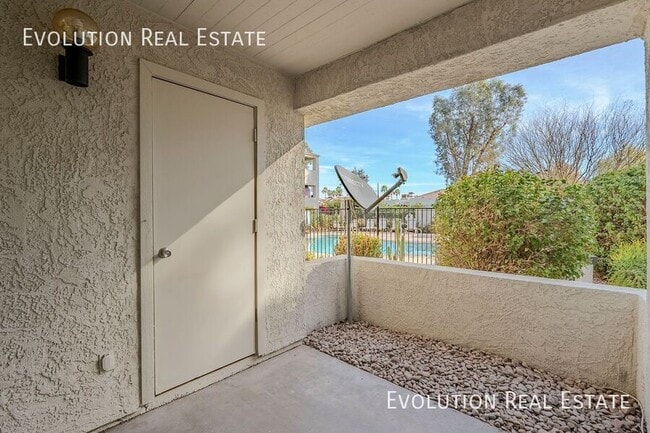 Building Photo - Modern 1BR/1BA Condo in Prime Scottsdale L...