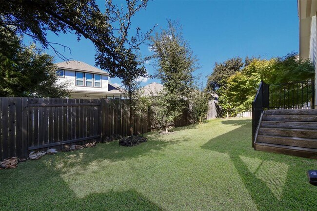 Building Photo - 228 Pisa Ln