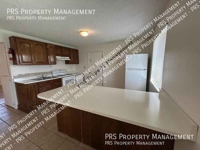 Building Photo - 1851 E University Dr