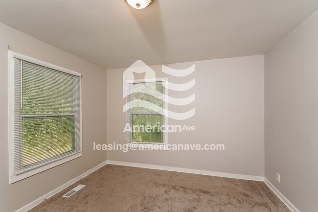 Building Photo - 6272 Spraul Ave
