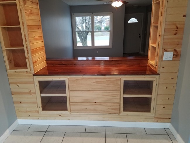 Building Photo - 1320 -1340 S Harriet St