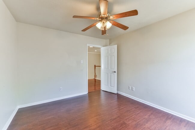 Building Photo - 8811 Earnestwood Dr