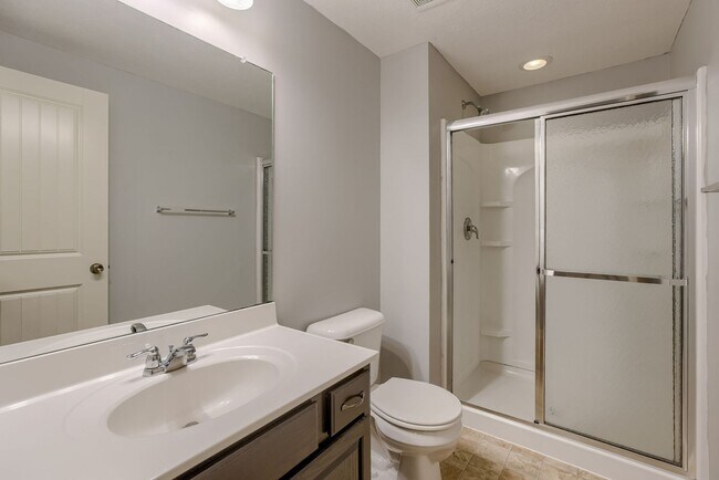 Building Photo - Spacious 4-Bedroom Near Lake Cunningham