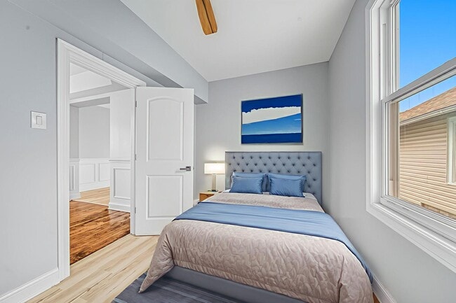 Building Photo - 2823 Broadway St