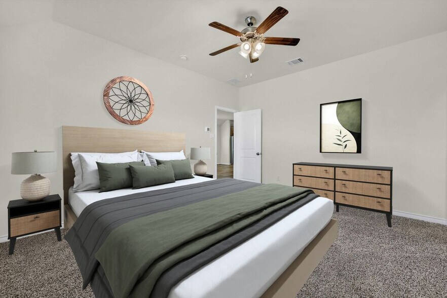 Building Photo - 804 Honey Maple St