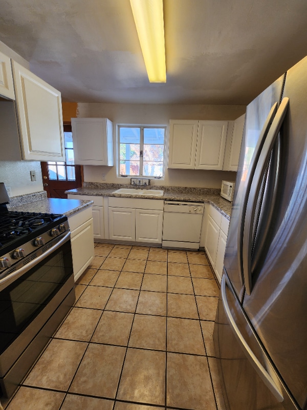 Building Photo - 4709 E Seneca St